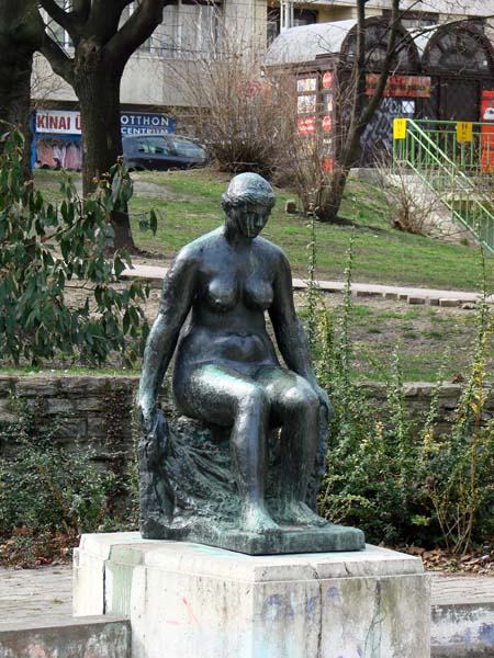 Ferenczy, Béni: Sitzende Frau