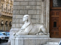 Stróbl, Alajos: Sphinx (at the Opera house)