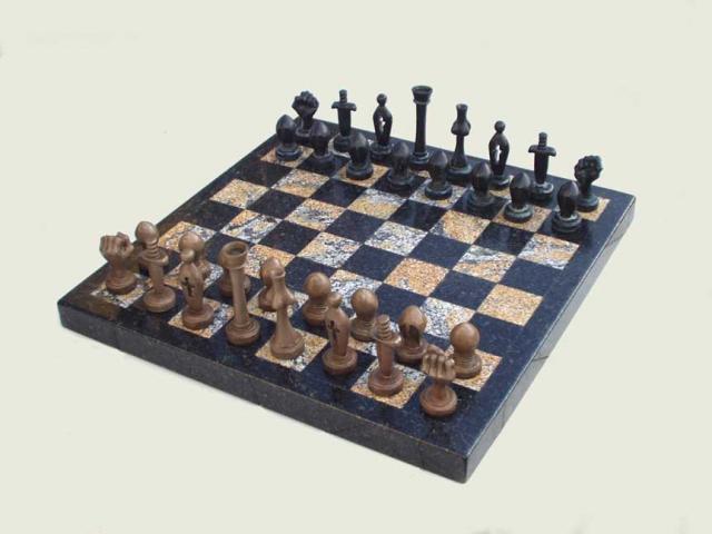 Monos, Sándor: Chess set