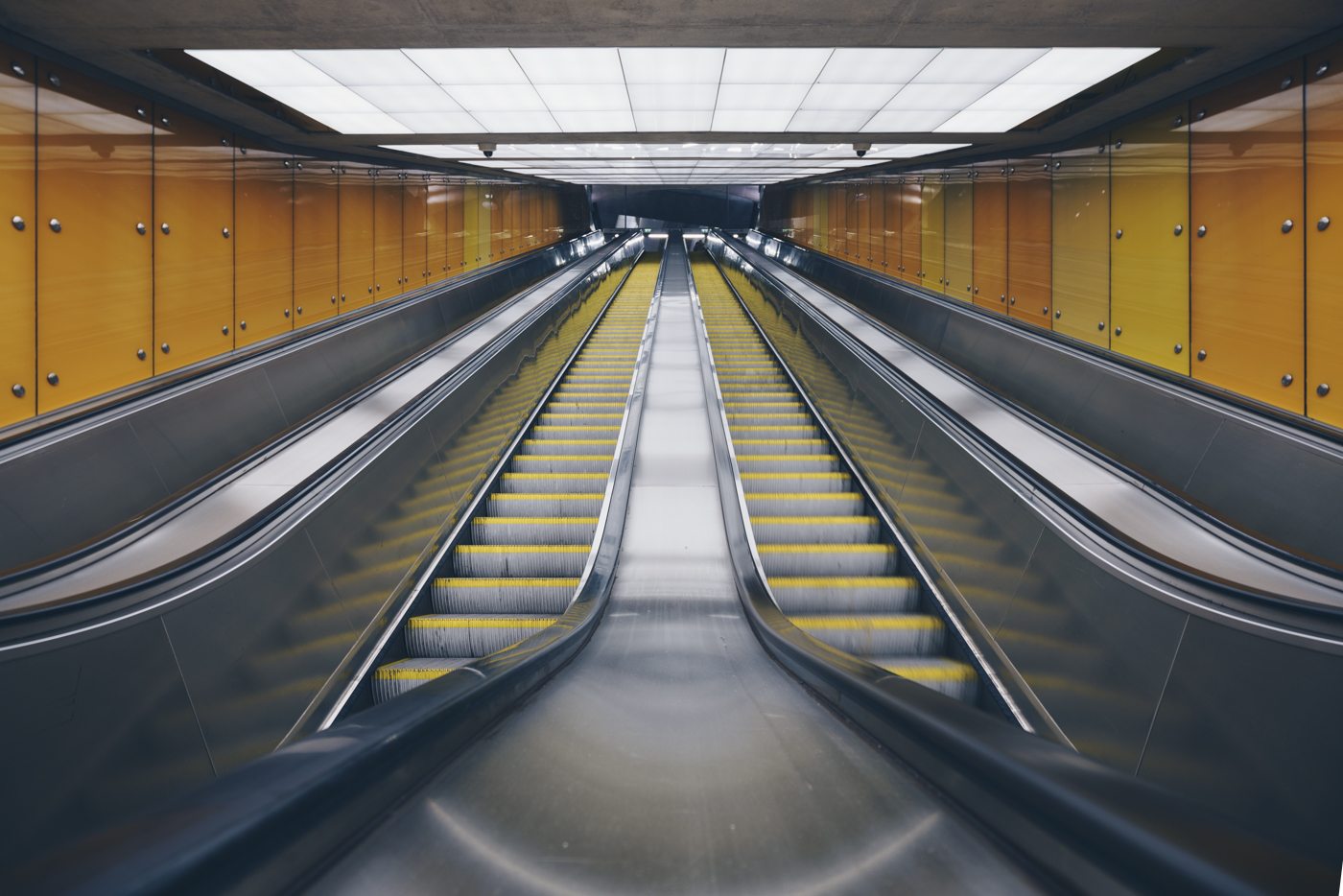 Hlinka, Zsolt: Underground Symmetry IX.