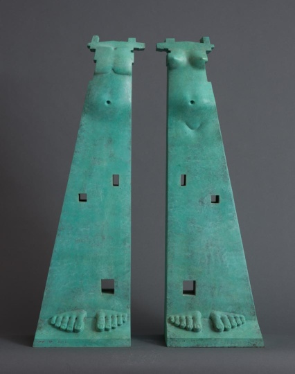 László Taubert: Luminous column couple