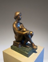 Pátzay, Pál: Sitting woman